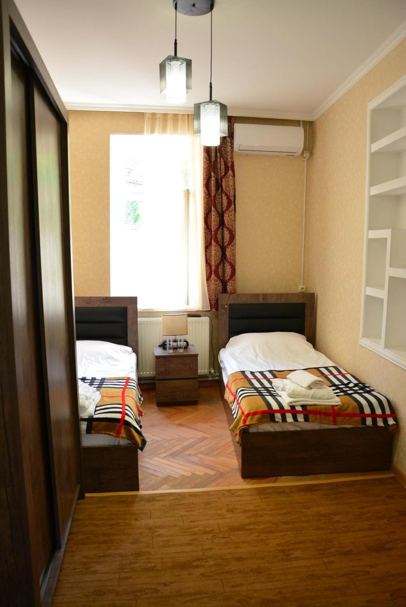 Hotel Canyon Tiflis Exterior foto