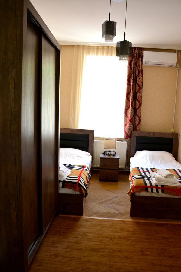 Hotel Canyon Tiflis Exterior foto