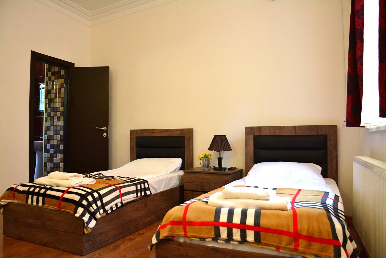 Hotel Canyon Tiflis Exterior foto